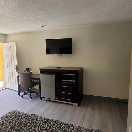 Econo Lodge Las Vegas Exterior photo