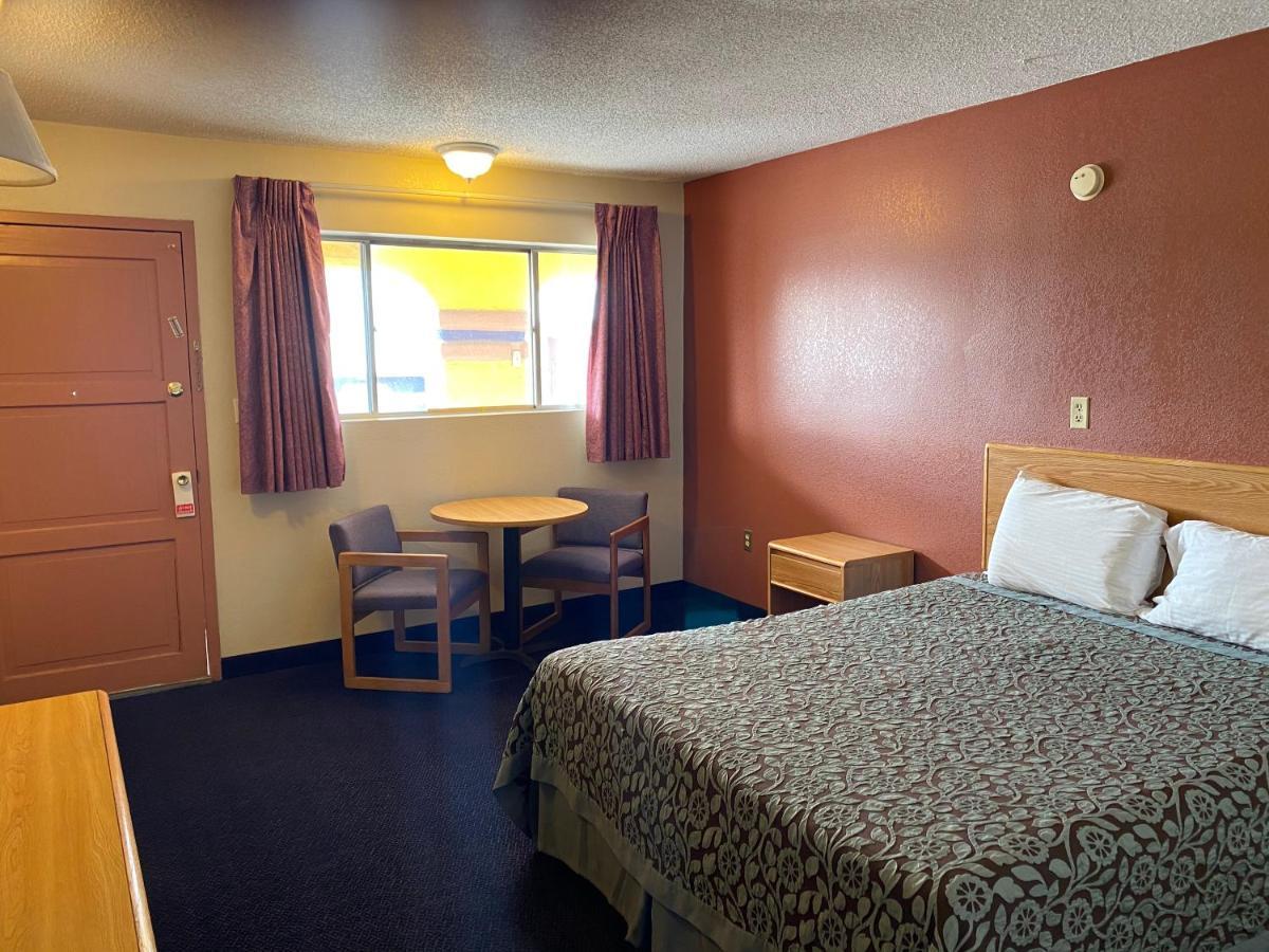Econo Lodge Las Vegas Exterior photo