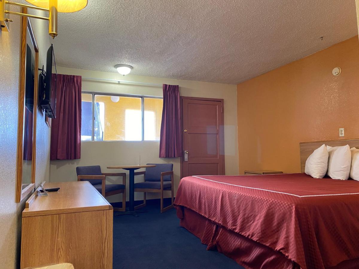 Econo Lodge Las Vegas Exterior photo